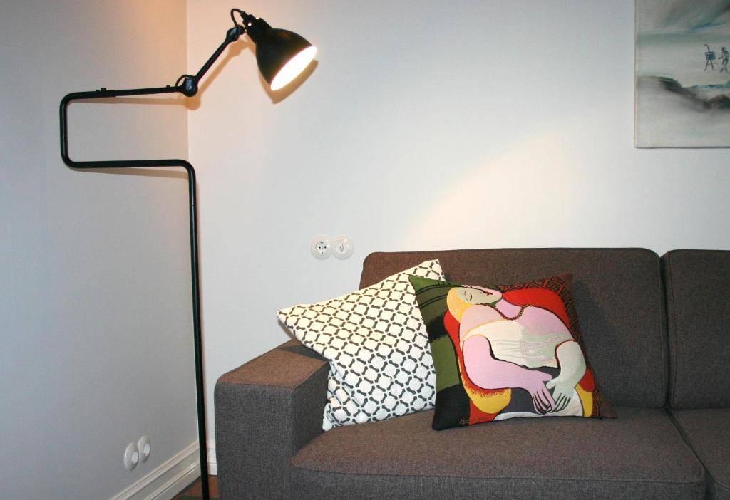Moon Apartments room 3